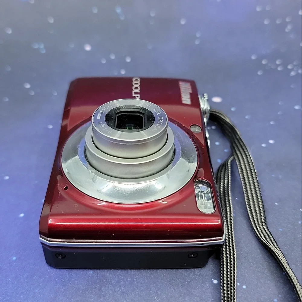 Nikon Coolpix L24 Digital Compact Camera 14 MP - Red Tested Working